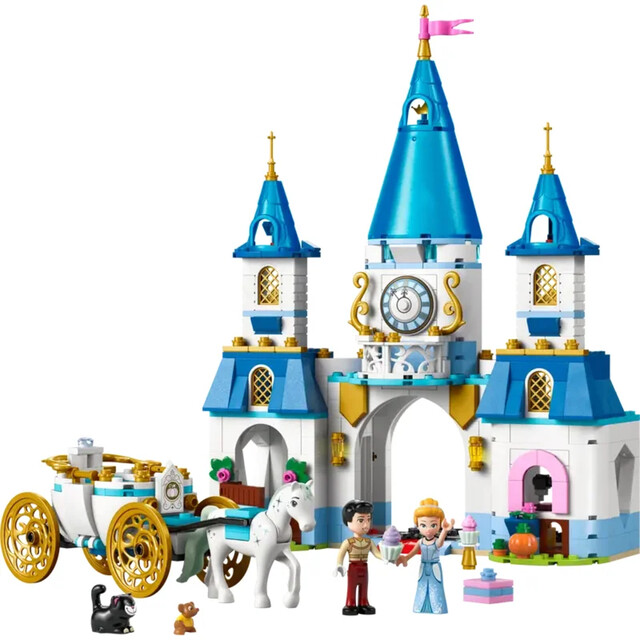 Product image 1 of LEGO Disney  43275 - Assepoesters kasteel en paardenkoets